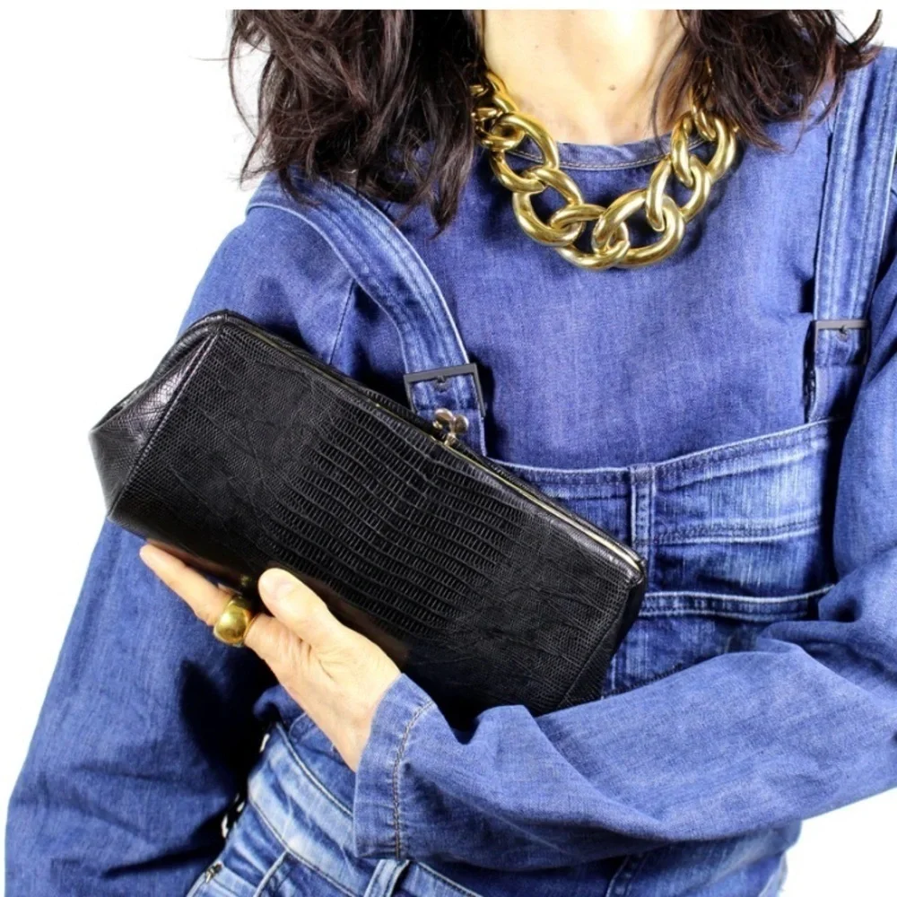 ESCORT vintage black lizard skin  kiss luck clutch purse